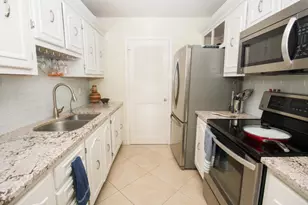 301 Croton Ave, Lantana, FL 33462 - Photo 7
