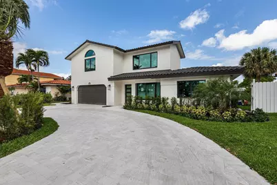 2447 SE 10th Street, Pompano Beach, FL 33062 - Photo 1