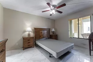 5250 Las Verdes Cir Circle Unit, Delray Beach, FL 33484 - Photo 17