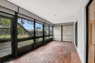 6107 Elsinore Cir, Greenacres, FL 33463 - Photo 21