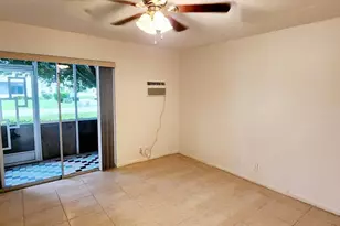 6 Coventry A, West Palm Beach, FL 33417 - Photo 15