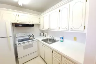 66 Cambridge C, West Palm Beach, FL 33417 - Photo 23