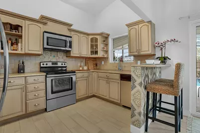 538 Riverside Drive, Palm Beach Gardens, FL 33410 - Photo 9