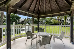 11863 Wimbledon Cir, Wellington, FL 33414 - Photo 21