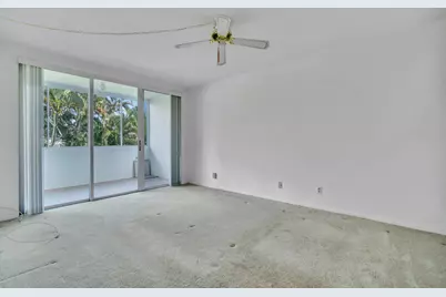 2528 Boundbrook Drive S, Unit #208, West Palm Beach, FL 33406 - Photo 19