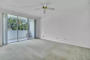 2528 Boundbrook Dr S, West Palm Beach, FL 33406 - Photo 19