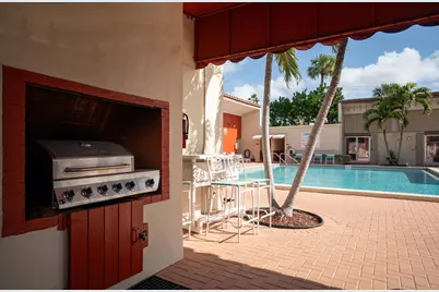 2528 Boundbrook Drive S, Unit #208, West Palm Beach, FL 33406 - Photo 35