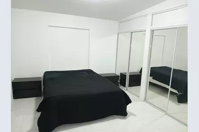 100 SE Naranja Avenue, Port Saint Lucie, FL 34983 - Photo 17