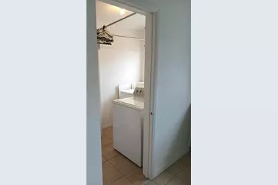 100 SE Naranja Avenue, Port Saint Lucie, FL 34983 - Photo 27