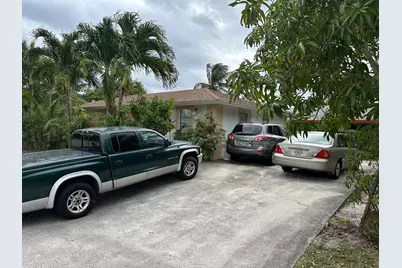 702 SW 7th Street SW, Delray Beach, FL 33444 - Photo 1