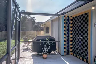 2758 Biarritz Dr, Palm Beach Gardens, FL 33410 - Photo 29