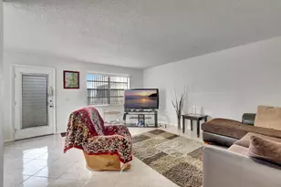 78 Burgundy B, Delray Beach, FL 33484 - Photo 5