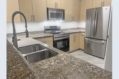 2401 NE 65th Street, Unit #601, Fort Lauderdale, FL 33308 - Photo 5