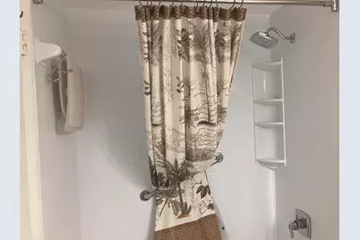 185 Norwich H, West Palm Beach, FL 33417 - Photo 23