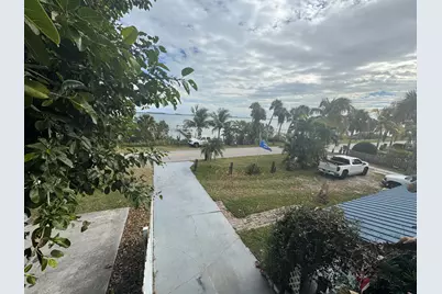 4517 S Indian River Drive, Fort Pierce, FL 34950 - Photo 1