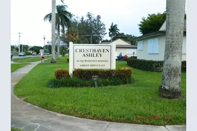 4780 Cresthaven Boulevard E, Unit #E, West Palm Beach, FL 33415 - Photo 1