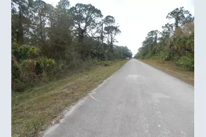 860 Ashland Street E, Lehigh Acres, FL 33974 - Photo 3