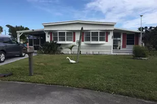 18 Madrid Ln, Port Saint Lucie, FL 34952 - Photo 1