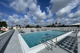 401 Lake Shore Dr, Lake Park, FL 33403 - Photo 47