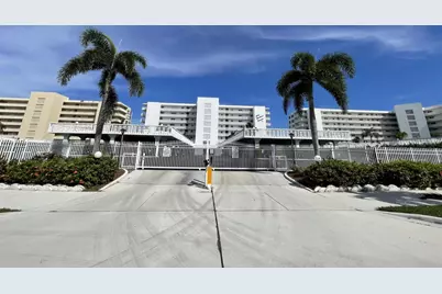 401 Lake Shore Drive, Unit #301, Lake Park, FL 33403 - Photo 37