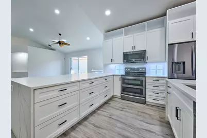 10854 Fairmont Village Drive, Lake Worth, FL 33449 - Photo 11