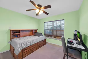 5270 NW Mayfield Ln, Port Saint Lucie, FL 34983 - Photo 19