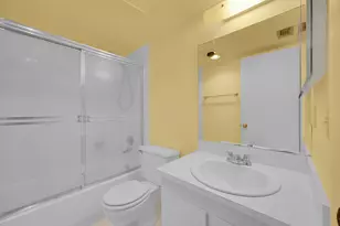 3154 Via Poinciana, Lake Worth, FL 33467 - Photo 21