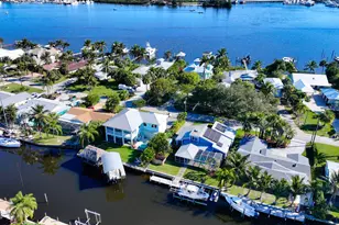 1319 SW Dyer Point Rd, Palm City, FL 34990 - Photo 41