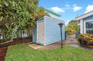 1319 SW Dyer Point Rd, Palm City, FL 34990 - Photo 29