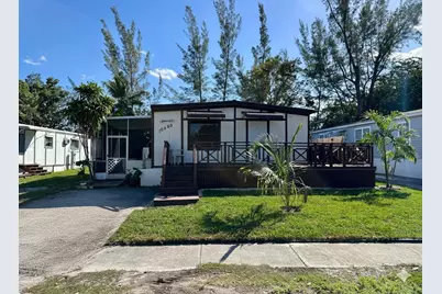 10490 Marina Way, Boca Raton, FL 33428 - Photo 1