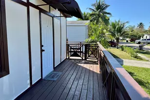 10490 Marina Way, Boca Raton, FL 33428 - Photo 3