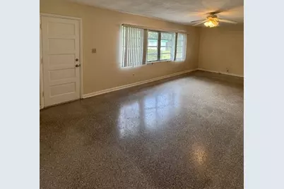 3241 N Indian River Drive, Fort Pierce, FL 34946 - Photo 9