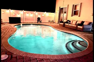 5012 Victoria Cir, West Palm Beach, FL 33409 - Photo 3