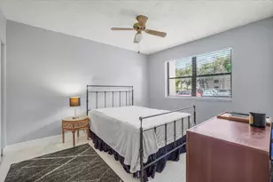 511 Ives Dairy Rd, Miami, FL 33179 - Photo 25