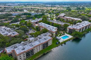 511 Ives Dairy Rd, Miami, FL 33179 - Photo 7