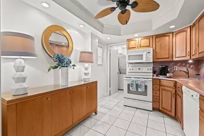 6661 NW 2nd Avenue, Unit #402, Boca Raton, FL 33487 - Photo 7