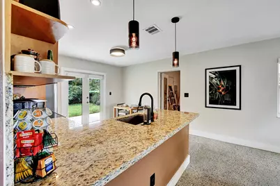 820 NE 17 Street, Fort Lauderdale, FL 33305 - Photo 11