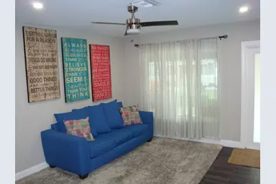 31 NE 48th Court, Oakland Park, FL 33334 - Photo 5