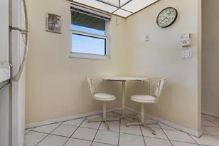 2615 NE 3rd Ct, Boynton Beach, FL 33435 - Photo 7