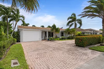 8 SE 8th Avenue, Deerfield Beach, FL 33441 - Photo 1