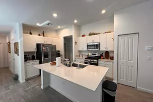 6381 NW leafmore Ln, Port Saint Lucie, FL 34987 - Photo 5