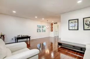 42 Burgundy A, Delray Beach, FL 33484 - Photo 5