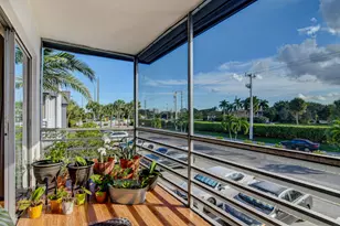 42 Burgundy A, Delray Beach, FL 33484 - Photo 11