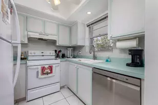 2929 SE Ocean Blvd, Stuart, FL 34996 - Photo 9