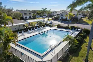 6686 SE Yorktown Dr, Hobe Sound, FL 33455 - Photo 31