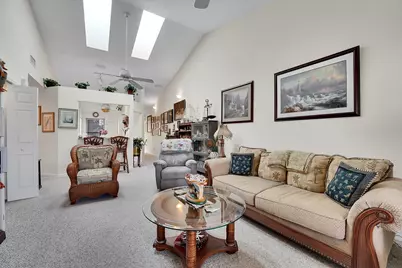 6230 N Mirror Lake Drive, Unit #540, Sebastian, FL 32958 - Photo 11