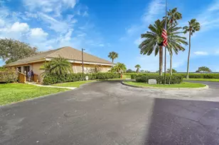 6230 N Mirror Lake Dr, Sebastian, FL 32958 - Photo 39