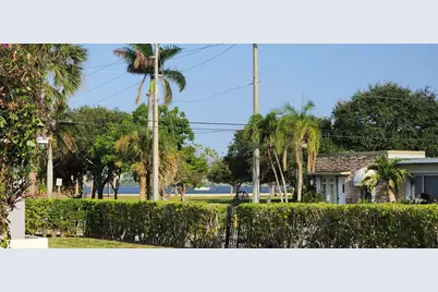 130 S Lakeside 1 Drive, Lake Worth Beach, FL 33460 - Photo 15