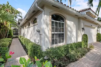 12521 Mallet Circle, Wellington, FL 33414 - Photo 3