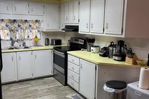 6440 Cypress Ln, Lantana, FL 33462 - Photo 19